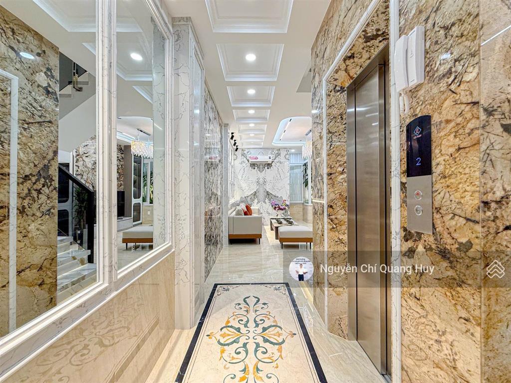 Nhà phố hiện đại  dân trí cao, an ninh  có thang máy hẻm rộng lâm văn bền gần lotte mart quận 07