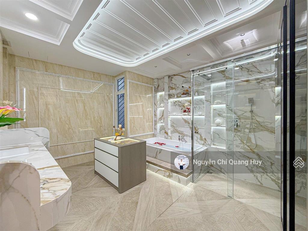 Nhà phố hiện đại  dân trí cao, an ninh  có thang máy hẻm rộng lâm văn bền gần lotte mart quận 07