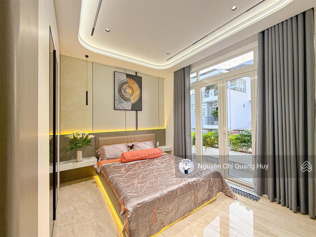 Nhà phố hiện đại  dân trí cao, an ninh  có thang máy hẻm rộng lâm văn bền gần lotte mart quận 07