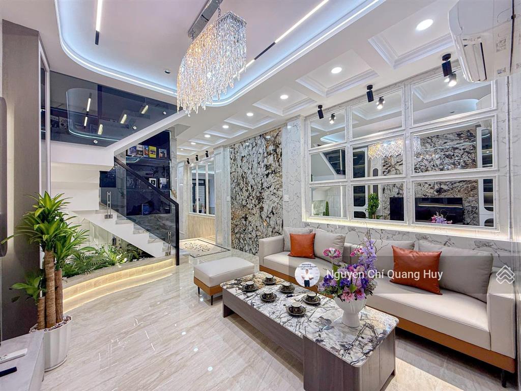 Nhà phố hiện đại  dân trí cao, an ninh  có thang máy hẻm rộng lâm văn bền gần lotte mart quận 07