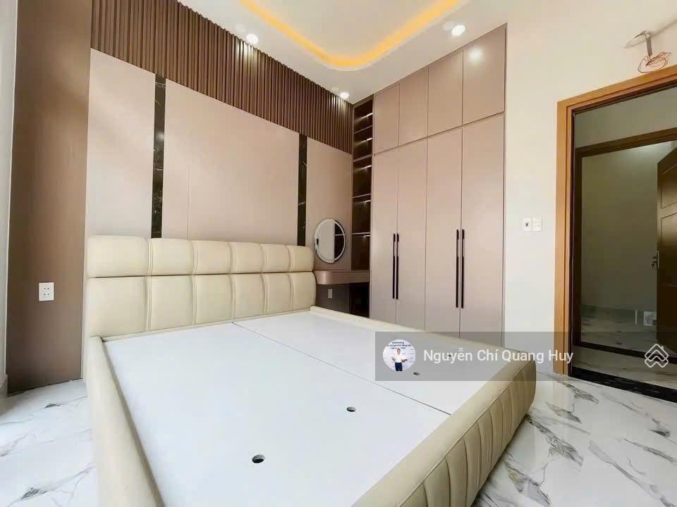 Nhà phố hiện đại đủ nội thất  hẻm 3m 502 huỳnh tấn phát  5m x 9m sổ hồng khu hiện hữu giá 5,35 tỷ
