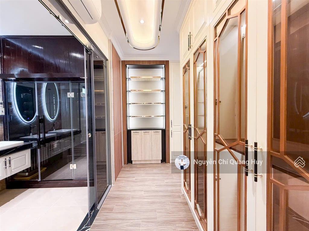 Nhà phố sang trọng đẳng cấp phong cách châu âu, có vỉa hè khu dân trí cao an ninh ngay phú mỹ hưng