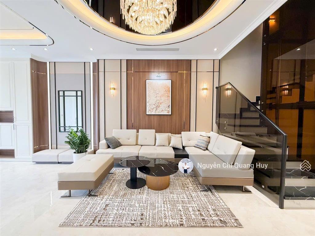 Nhà phố sang trọng đẳng cấp phong cách châu âu, có vỉa hè khu dân trí cao an ninh ngay phú mỹ hưng
