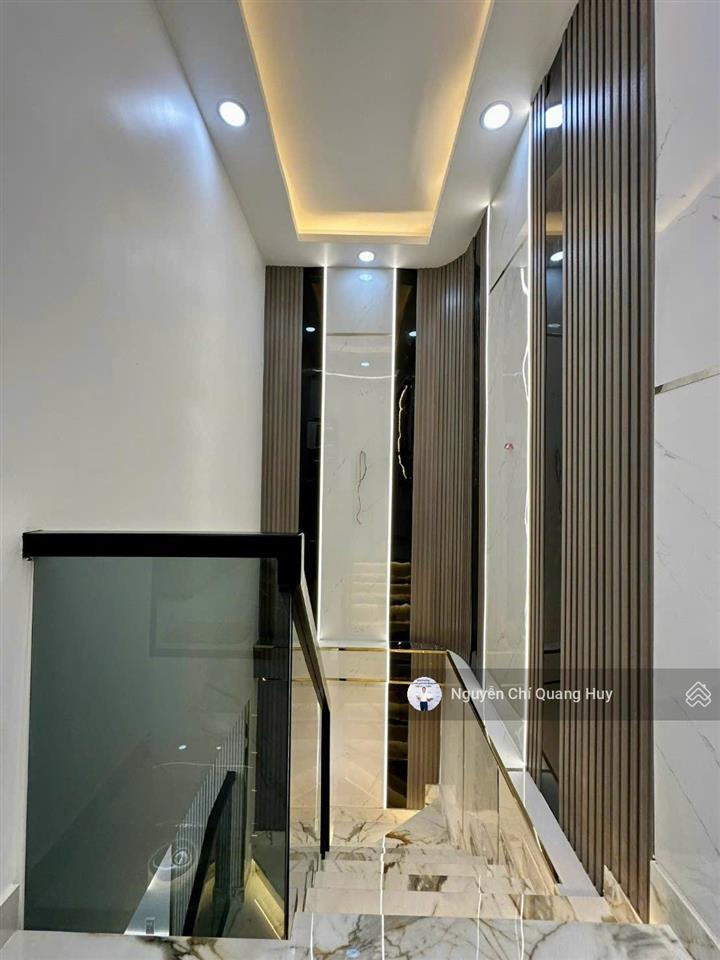 Nhà phố hiện đại, đủ nội thất  khu dân cư hiện hữu hẻm 3,5m 88 nguyễn văn quỳ gần nam long quận 7
