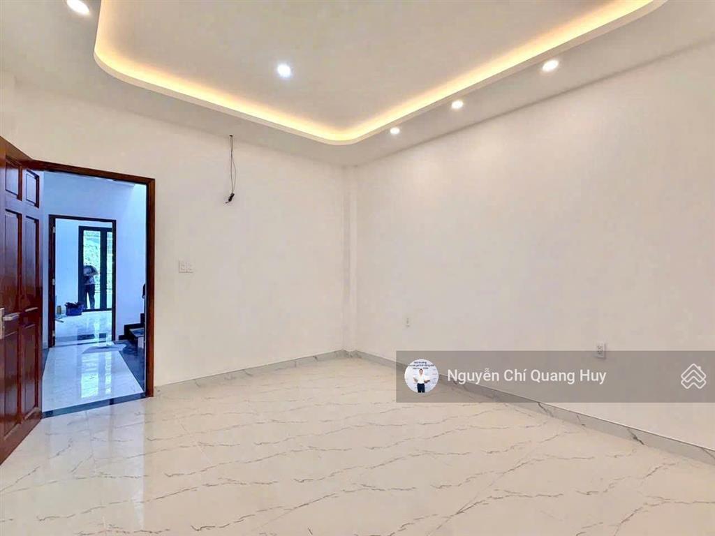 Nhà mặt tiền phan huy thực  vị trí đắc địa  sầm uất  đường 14m có vỉa hè  4m x 19m giá 16,8 tỷ