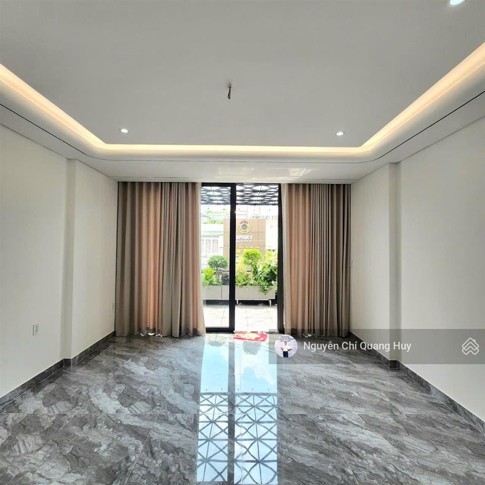 Nhà phố vị trí đắc địa mặt tiền lâm văn bền kinh doanh, văn phòng công ty  4,8m x 19m giá 29,9 tỷ