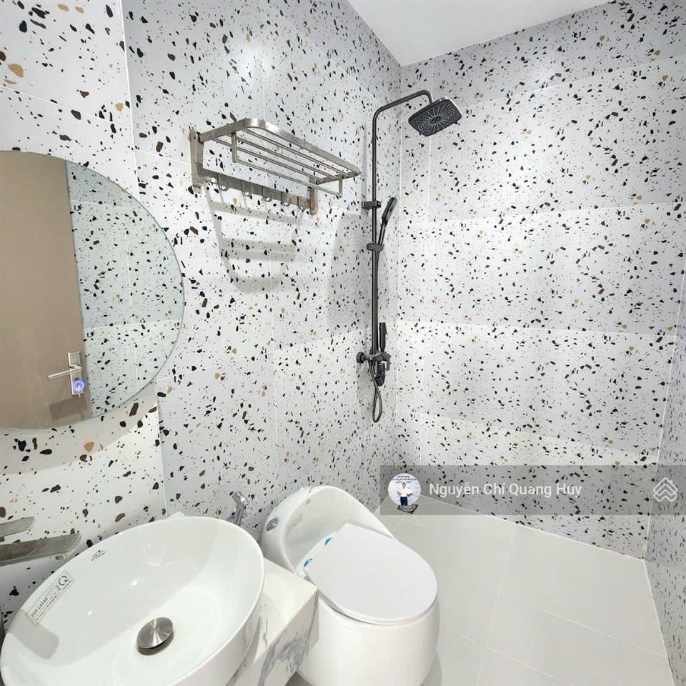 Nhà phố vị trí đắc địa mặt tiền lâm văn bền kinh doanh, văn phòng công ty  4,8m x 19m giá 29,9 tỷ