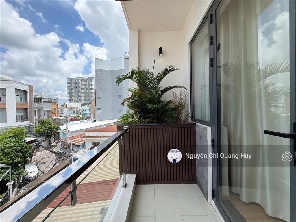 Nhà phố hiện đại  kết nối phú mỹ hưng 300m  hẻm rộng 8m huỳnh tấn phát  4,2m x 15m giá 11,99 tỷ