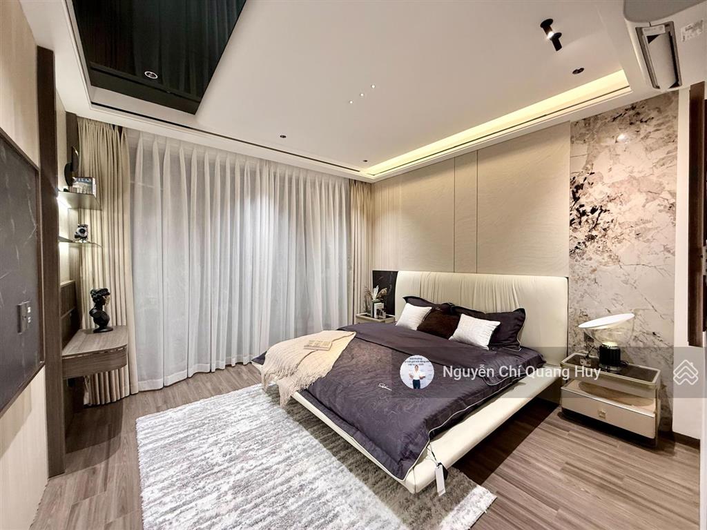 Nhà phố xây dựng mới  khu dân trí cao  đường thông 8m 1979 huỳnh tấn phát  4m x 13m giá 9,65 tỷ