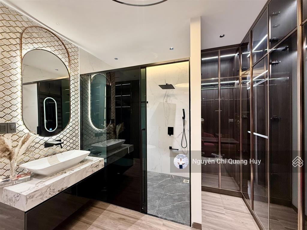 Nhà phố xây dựng mới  khu dân trí cao  đường thông 8m 1979 huỳnh tấn phát  4m x 13m giá 9,65 tỷ