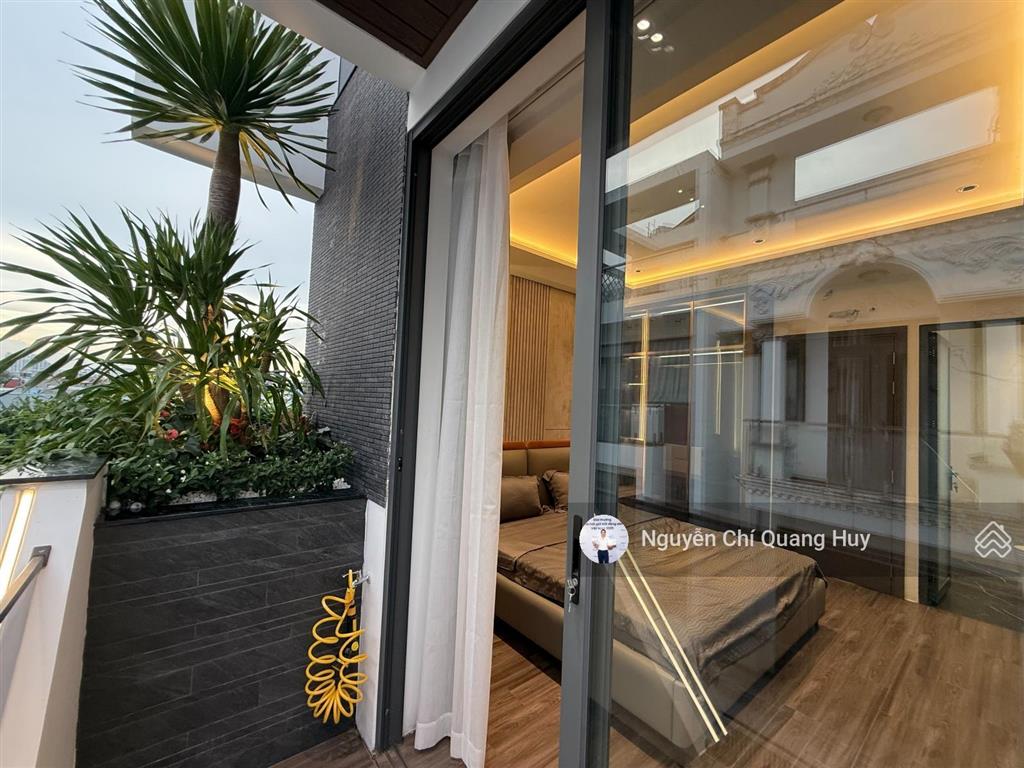 Nhà phố xây dựng mới  khu dân trí cao  đường thông 8m 1979 huỳnh tấn phát  4m x 13m giá 9,65 tỷ
