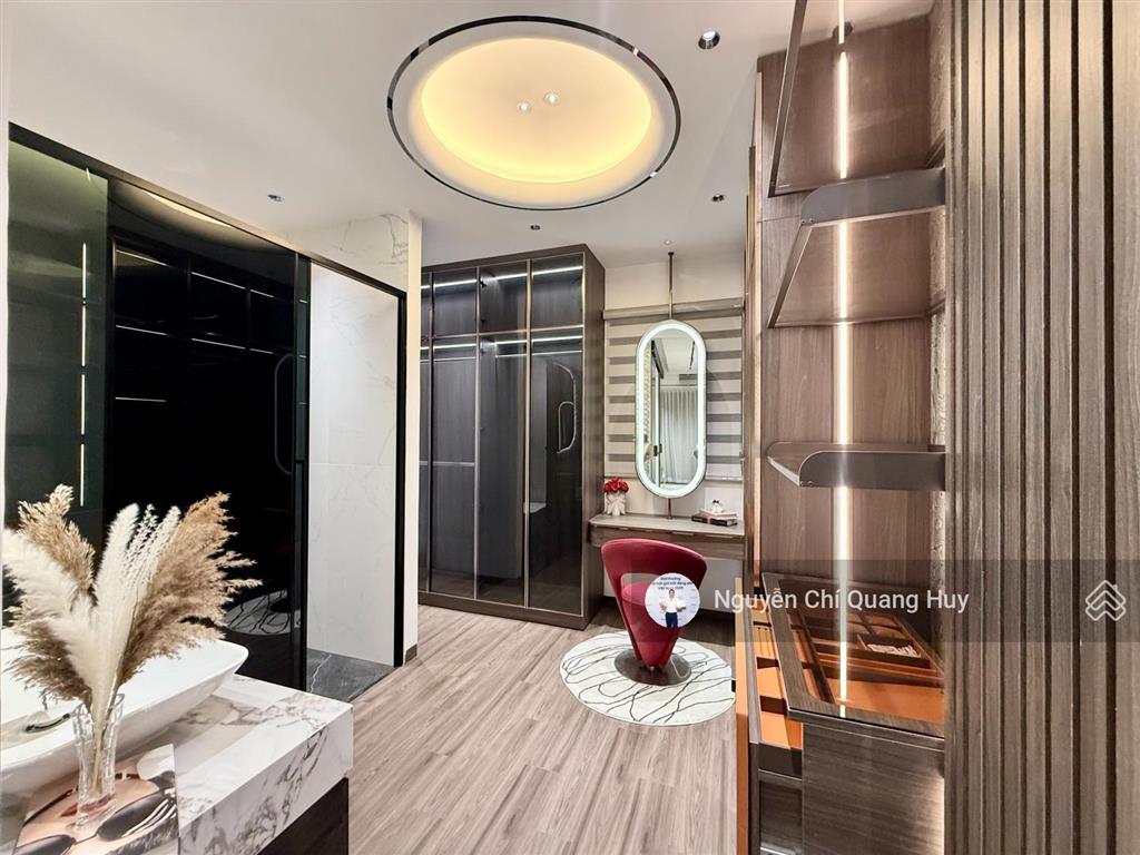 Nhà phố xây dựng mới  khu dân trí cao  đường thông 8m 1979 huỳnh tấn phát  4m x 13m giá 9,65 tỷ