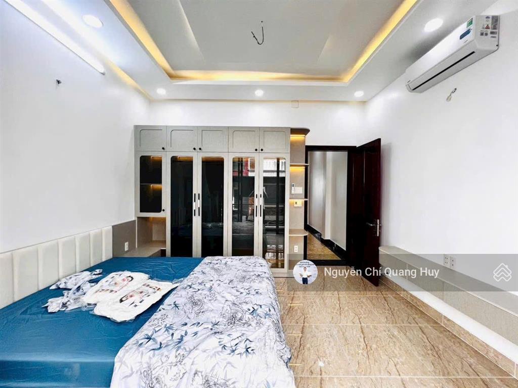 Nhà phố khu dân trí cao  khang trang  đường số hoàng quốc việt  4,2m x 12m sổ hồng  giá 10,5 tỷ
