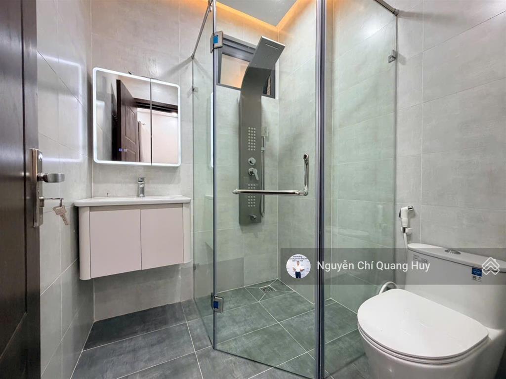 Nhà phố xây dựng mới  kdc huỳnh tấn phát  có bảo vệ, công viên  5m x 17m thang máy giá 10,6 tỷ