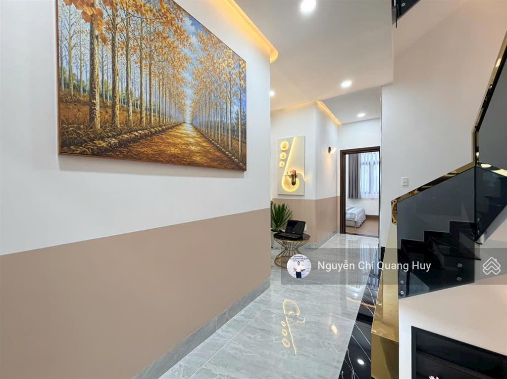Nhà phố xây dựng mới  kdc huỳnh tấn phát  có bảo vệ, công viên  5m x 17m thang máy giá 10,6 tỷ