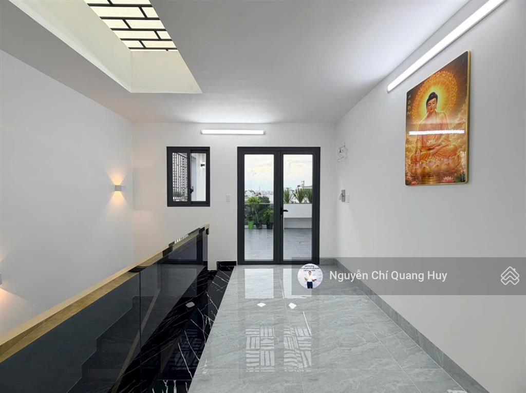 Nhà phố xây dựng mới  kdc huỳnh tấn phát  có bảo vệ, công viên  5m x 17m thang máy giá 10,6 tỷ