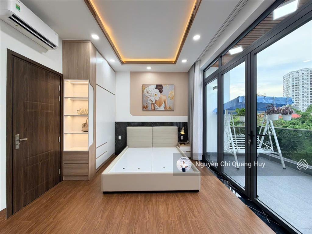 Nhà phố xây dựng mới  kdc huỳnh tấn phát  có bảo vệ, công viên  5m x 17m thang máy giá 10,6 tỷ