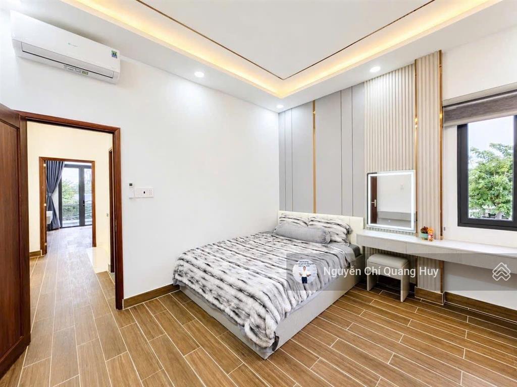 Nhà phố sang trọng vào ở ngay  hẻm thông 6m 2581 huỳnh tấn phát  4m x 16m sổ hồng giá 5,75 tỷ