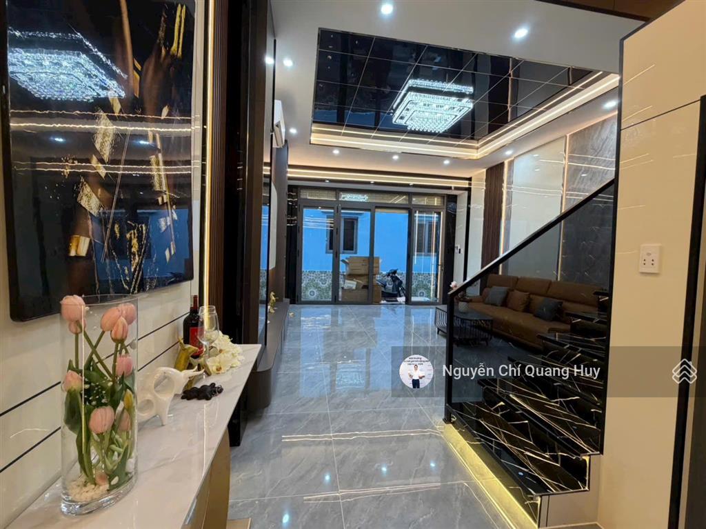 Nhà phố đủ nội thất  hẻm 3,5m 1113 huỳnh tấn phát phú thuận  4,85m x 11m sổ hồng  giá 6,95 tỷ