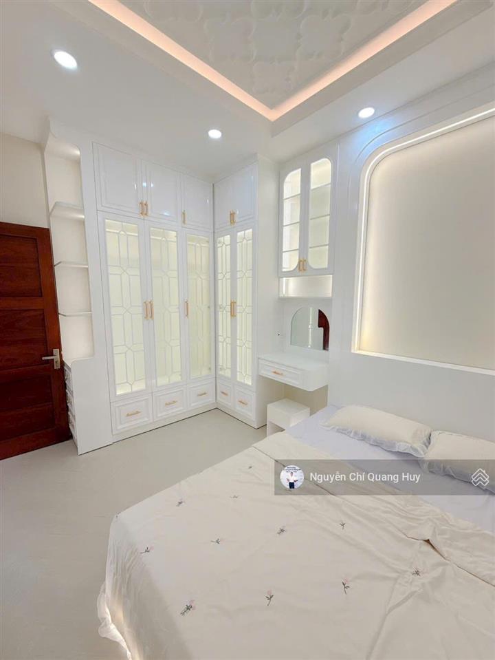 Nhà phố mặt tiền hẻm 4m 38 tân thuận tây  gần đại học rmit, tôn đức thắng  9m x 7,5m giá 6,99 tỷ