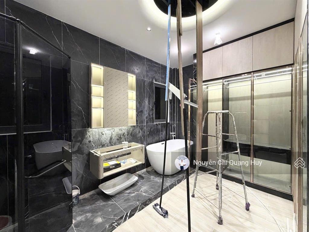 Nhà phố hiện đại  khu dân cư cao cấp văn minh  đường 8m 1979 huỳnh tấn phát 4,6x12m giá 9,39 tỷ