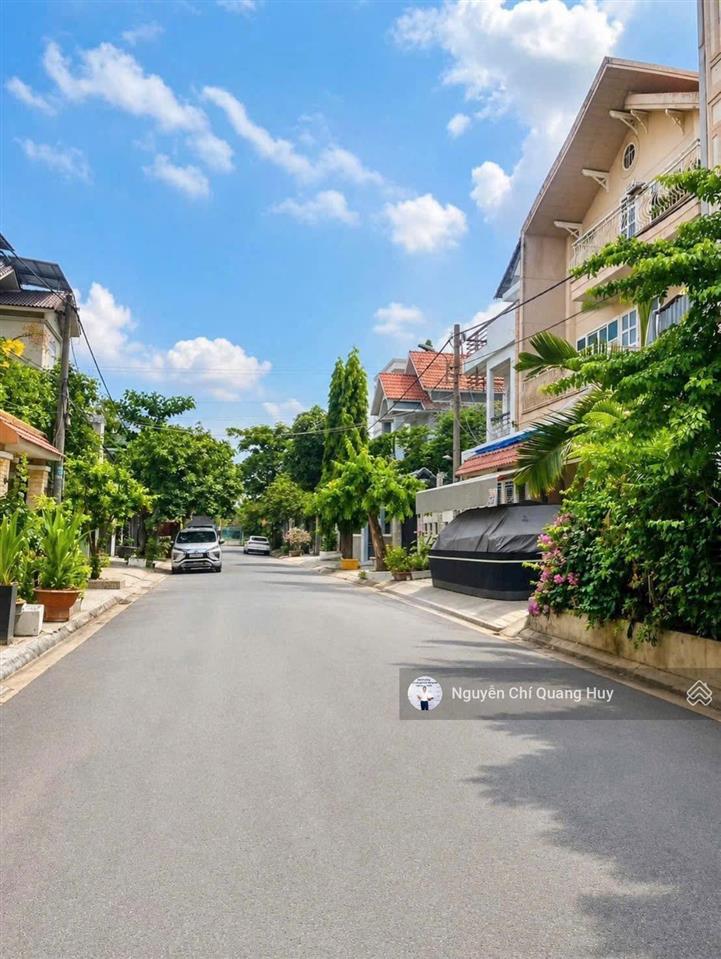 Nhà phố khu dân cư văn minh cao cấp  đường rộng 12m ngay khu bộ công an  9m x 17,5m giá 16,5 tỷ