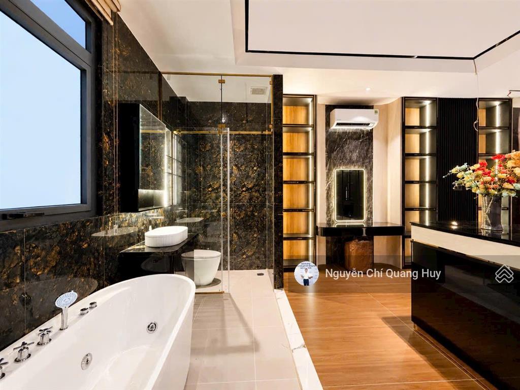 Nhà phố khu dân cư cao cấp văn minh  đường rộng 8m huỳnh tấn phát  5m x 20m thang máy giá 11,9 tỷ