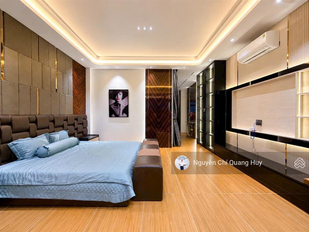 Nhà phố khu dân cư cao cấp văn minh  đường rộng 8m huỳnh tấn phát  5m x 20m thang máy giá 11,9 tỷ