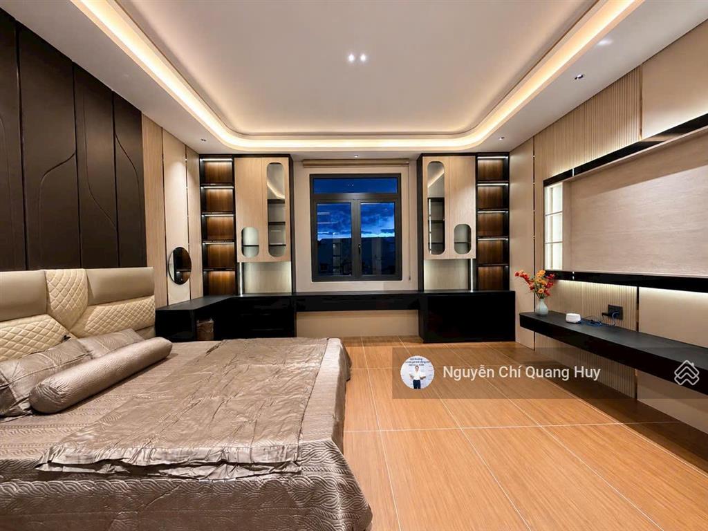 Nhà phố khu dân cư cao cấp văn minh  đường rộng 8m huỳnh tấn phát  5m x 20m thang máy giá 11,9 tỷ