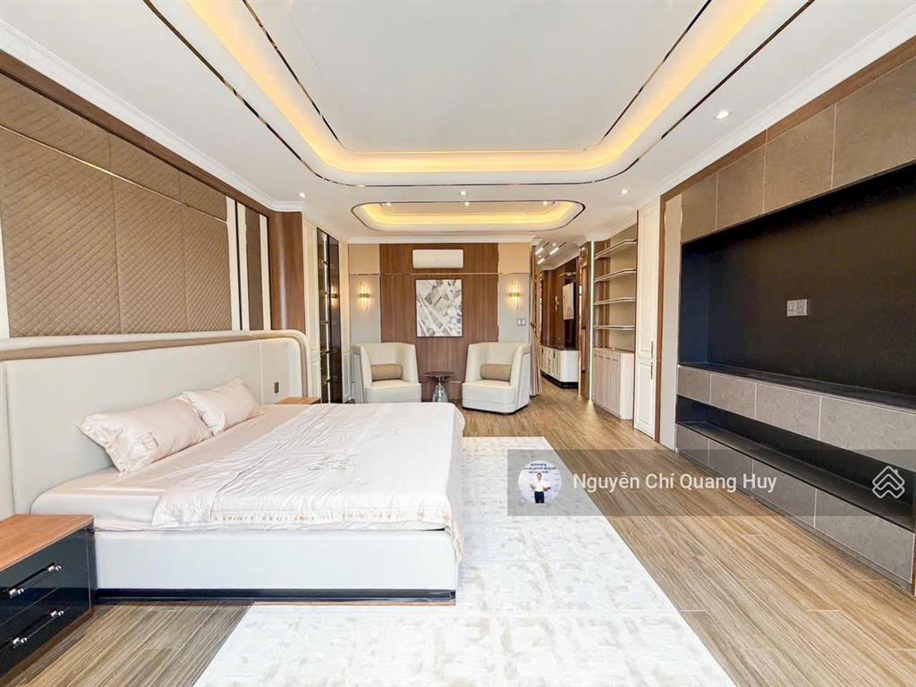 Nhà phố khu dân cư cao cấp văn minh  đường số rộng 12m có vỉa hè, thang máy  5m x 16m giá 20,5 tỷ