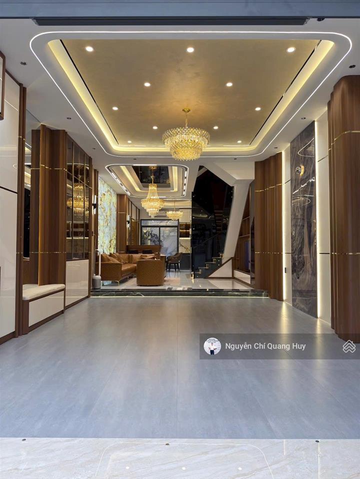 Nhà phố xây dựng mới khu dân cư cao cấp văn minh  đường rộng 14m có thang máy5m x 18m giá 18,9 tỷ