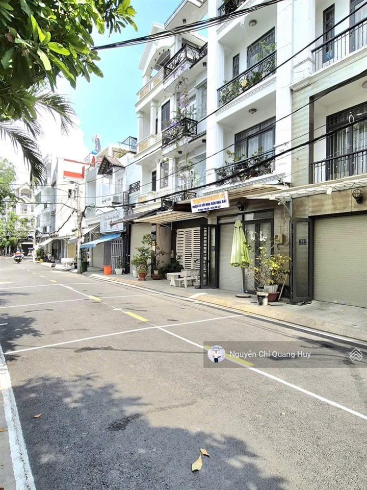 Nhà phố khu dân cư cao cấp văn minh  đường rộng 9m 1979 huỳnh tấn phát 4m x 13m sổ hồng giá 8,3 tỷ