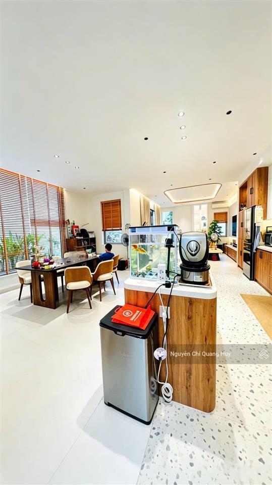 Nhà phố khu dân cư văn minh cao cấp  đường rộng 12m ngay khu bộ công an  9m x 17,5m giá 16,5 tỷ