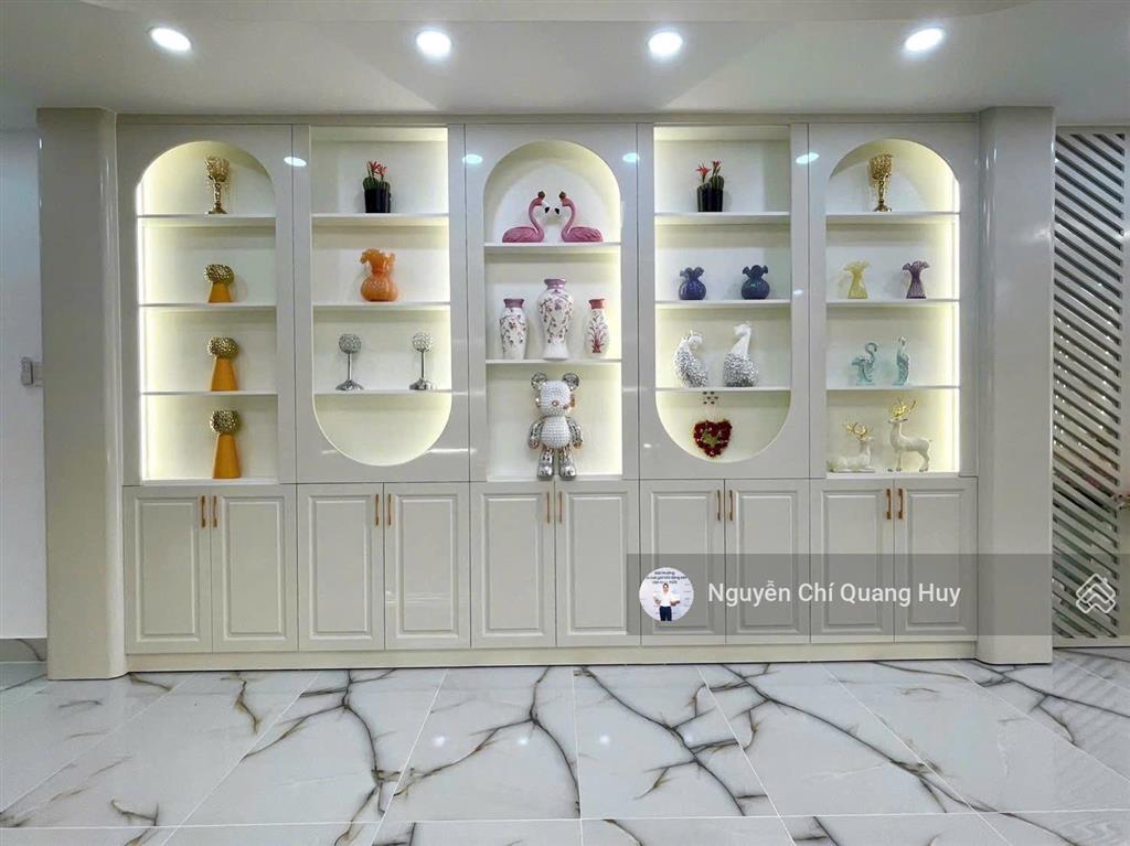 Nhà phố mặt tiền đào tông nguyên  kết nối metro cần giờ  5m x 23m đường rộng 15m giá 10,9 tỷ