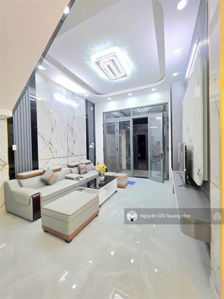 Nhà phố xây mới từ miếng đất trống  mặt tiền hẻm 3m 2144 huỳnh tấn phát  gần công an thị trấn
