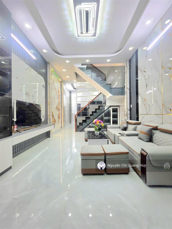 Nhà phố xây mới từ miếng đất trống  mặt tiền hẻm 3m 2144 huỳnh tấn phát  gần công an thị trấn
