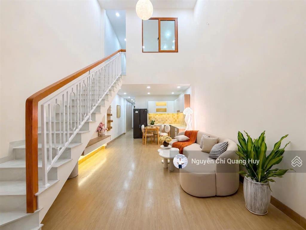 Nhà phố hiện đại  khu dân cư an ninh, hiện hữu  hẻm 3m đặng nhữ lâm gần công an thị trấn