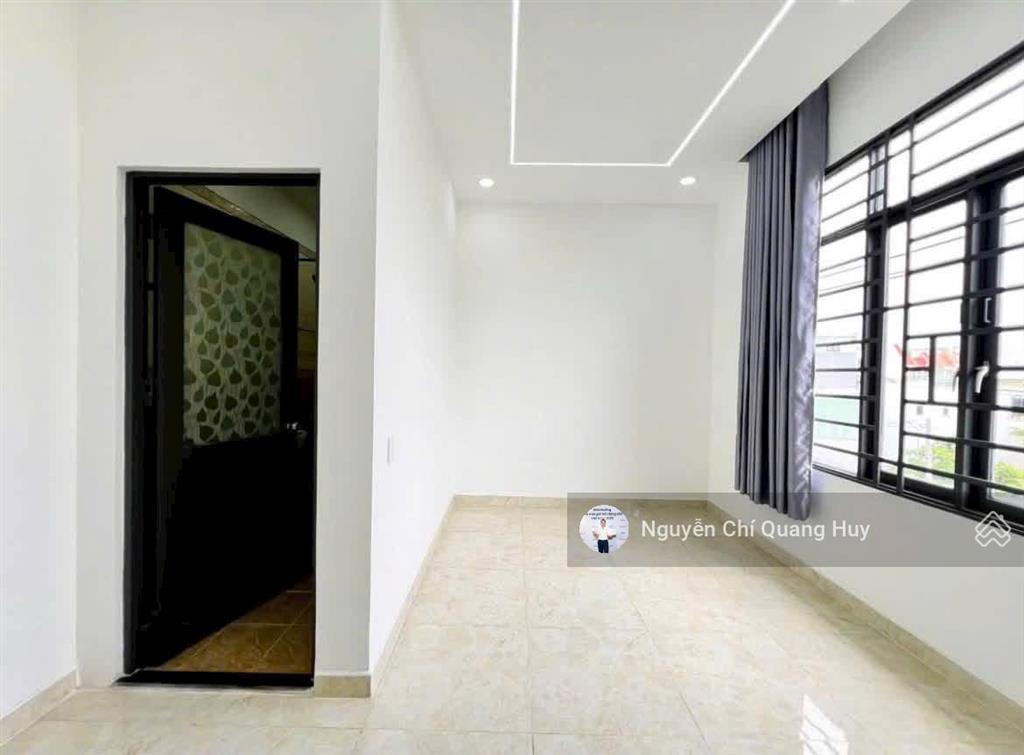 Nhà phố hiện đại, chủ thiện chí bán nhanh, khu dân cư huỳnh tấn phát, 4,5m x 11m sổ hồng giá 5,5 tỷ