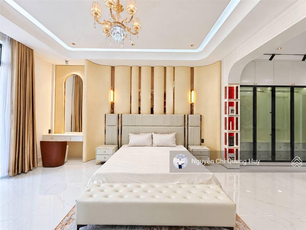 Nhà phố xây dựng mới  khu dân cư văn minh cao cấp  đường rộng 12m kết nối phú mỹ hưng giá 20,9 tỷ