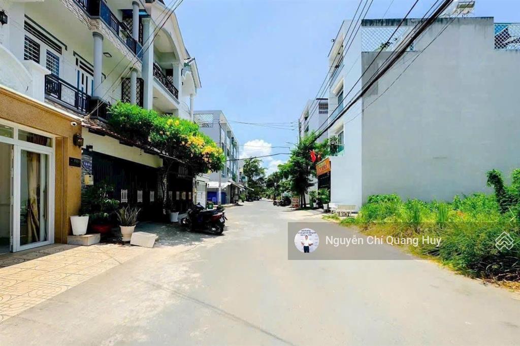 Lô đất đẹp xây dựng ngay  mặt tiền đường 8m 83 đào tông nguyên  5,11m x 11m sổ hồng giá 4,5 tỷ
