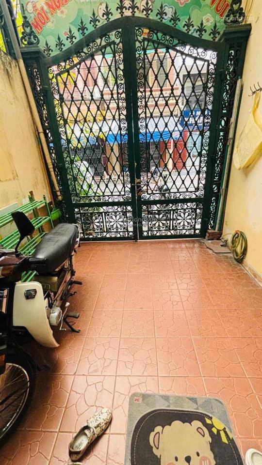 Bán nhà pháo đài láng  đống đa  137m  4 tầng  mt6m  đường oto 57,54 tỷ