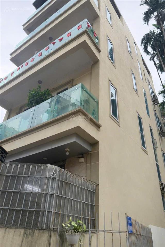 Bán nhà riêng phố nhật chiêu  mặt tiền rộng, lô góc 2 mặt ngõ, view hồ tây, oto vào nhà