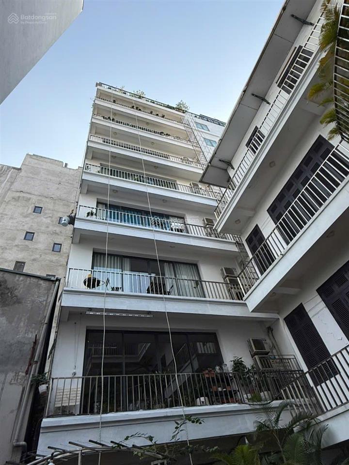 Bán toà chdv 9 tầng vip quảng bá, diện tích 129m2, mt 13,7m, dòng tiền cao, view hồ, sổ vuông đẹp