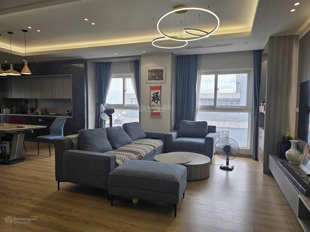 Bán căn hộ chung cư 3 hòng ngủ vip khu vườn đào tây hồ, tầng 15, lô góc đẹp