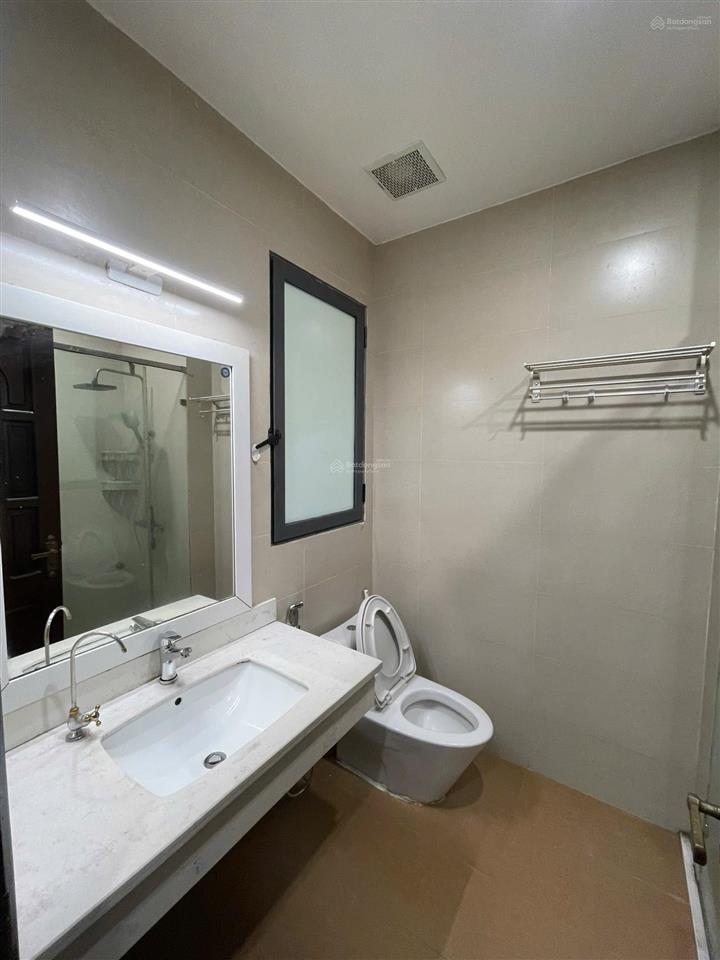 Bán nhà riêng gần công viên nước hồ tây, trịnh công sơn, lạc long quân, ngõ thông rộng, gần mặt phố