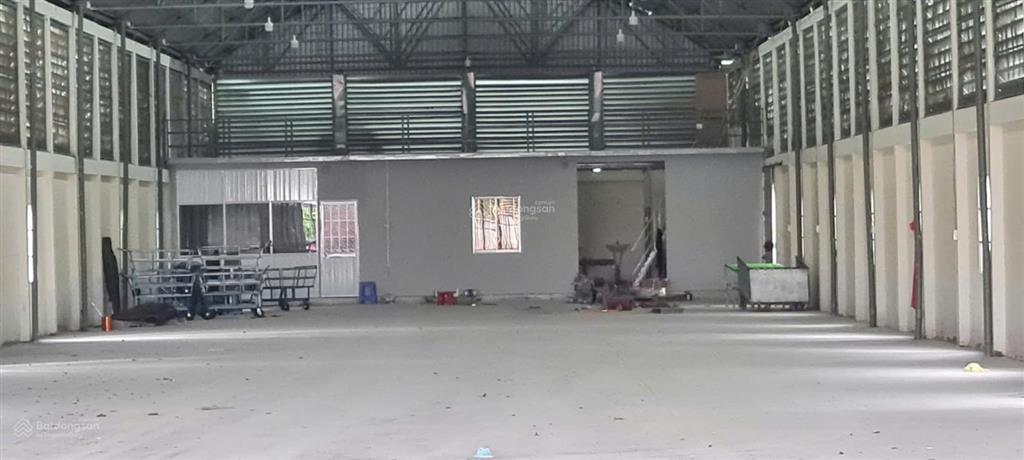 Bán vựa trái cây 2017 m2 mặt tiền ql1a, cái bè, tiền giang