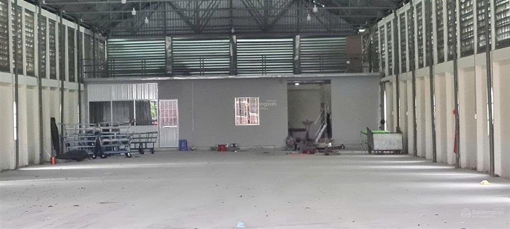 Bán vựa trái cây 2017 m2 mặt tiền ql1a, cái bè, tiền giang