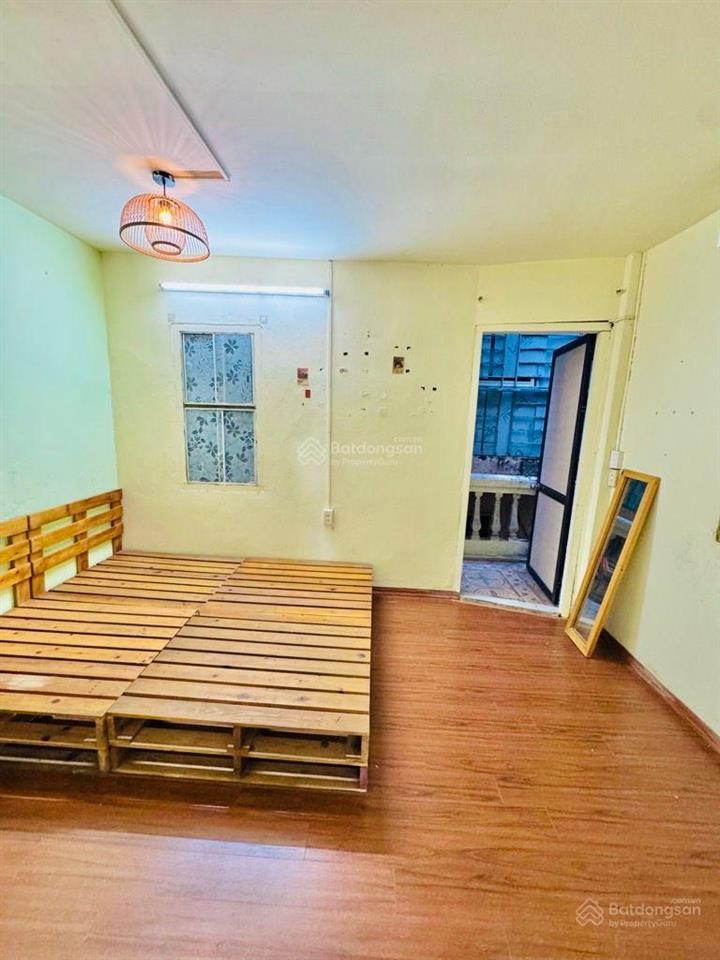 Nhà 4 tầng dân xây phố lò đúc phân lô cán bộ, vf5 đỗ cửa 45m2. giá 11 tỷ 6 có tl