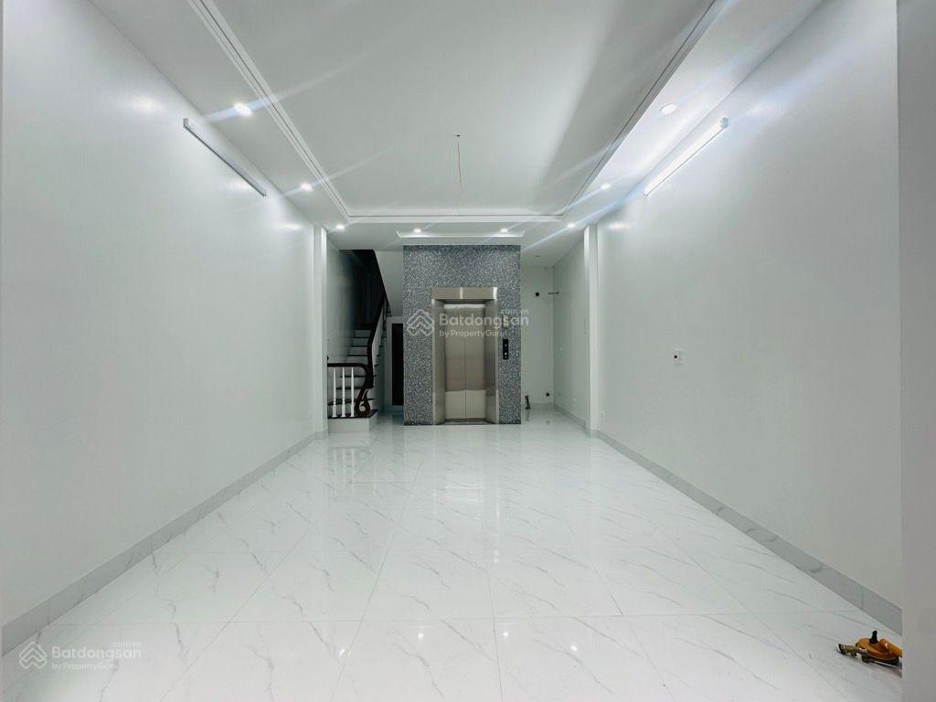 Bán nhà kv bách khoa 5 tầng thang máy, xây mới, gần phố 42m2, 5t, mt 4m. giá 11 tỷ 6