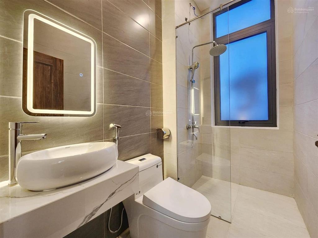 Nhà 5 tầng phố đại la gần phố, sh quay đầu, rẻ nhì khu vực 42m2. giá 9 tỷ 8